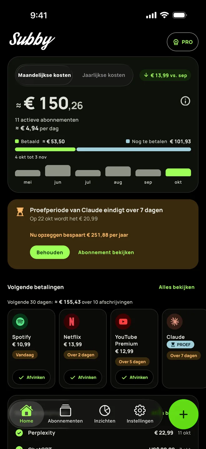 Home in Subby in het zwarte thema, met de maandkosten, een kaart voor een proefperiode die over zeven dagen afloopt en de volgende betalingen, op iPhone